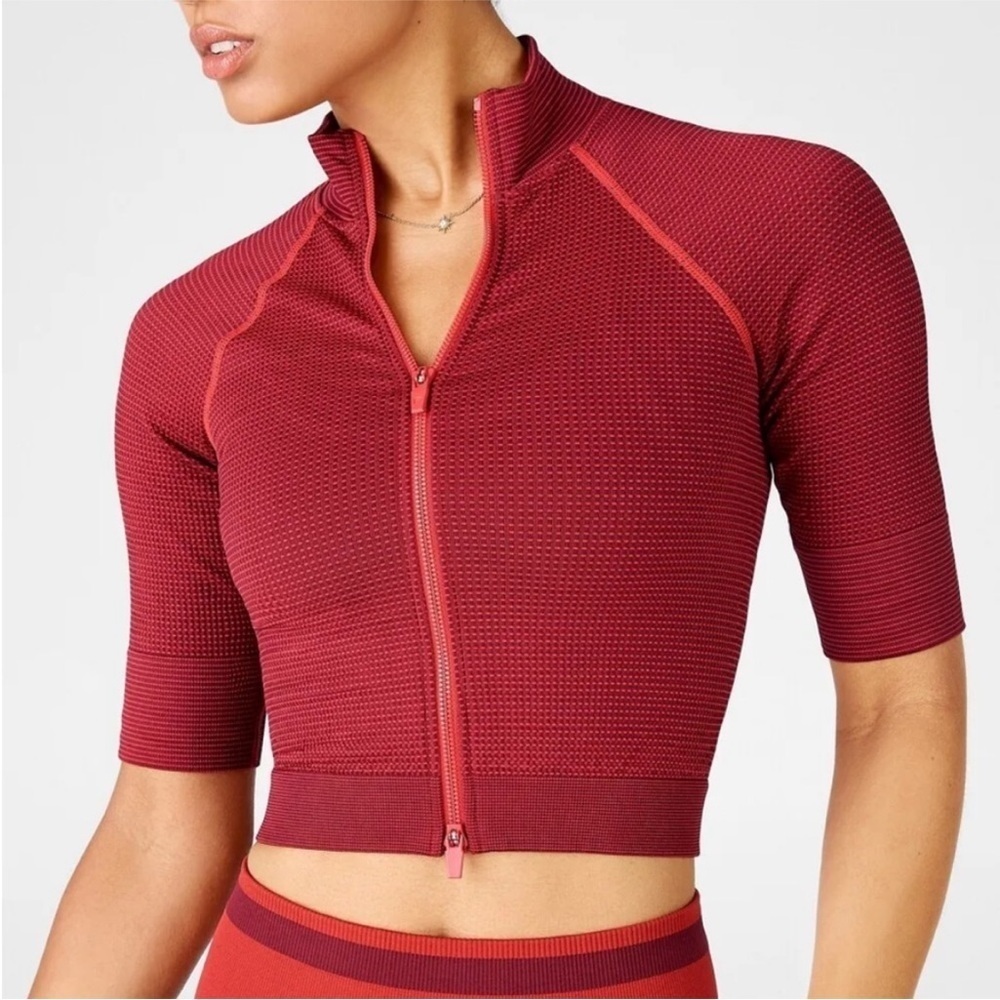 Fabletics Jenny Seamless Cropped Red Zip Jacket - Medium